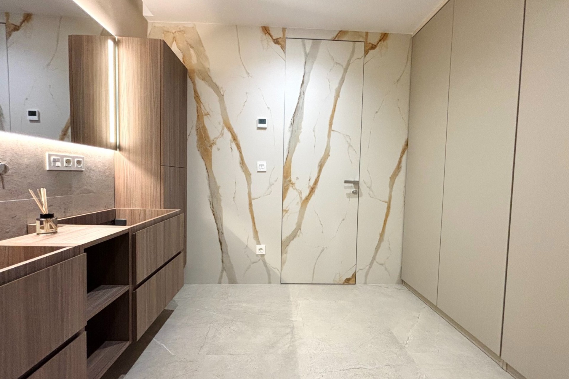 Obra nueva - Apartamento / piso - Torrevieja - Playa de los Locos