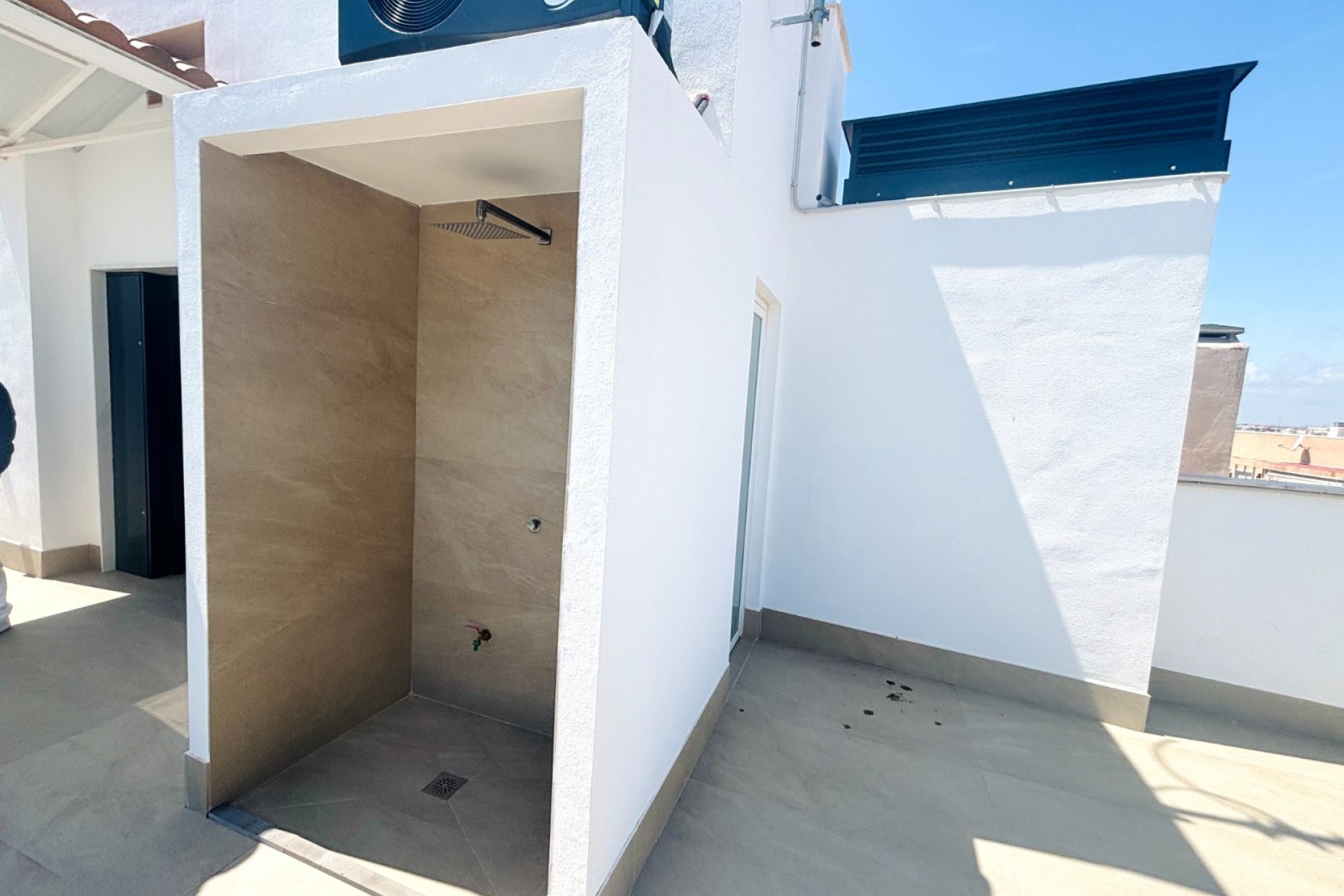 Obra nueva - Ático - Torrevieja - Playa de los Locos