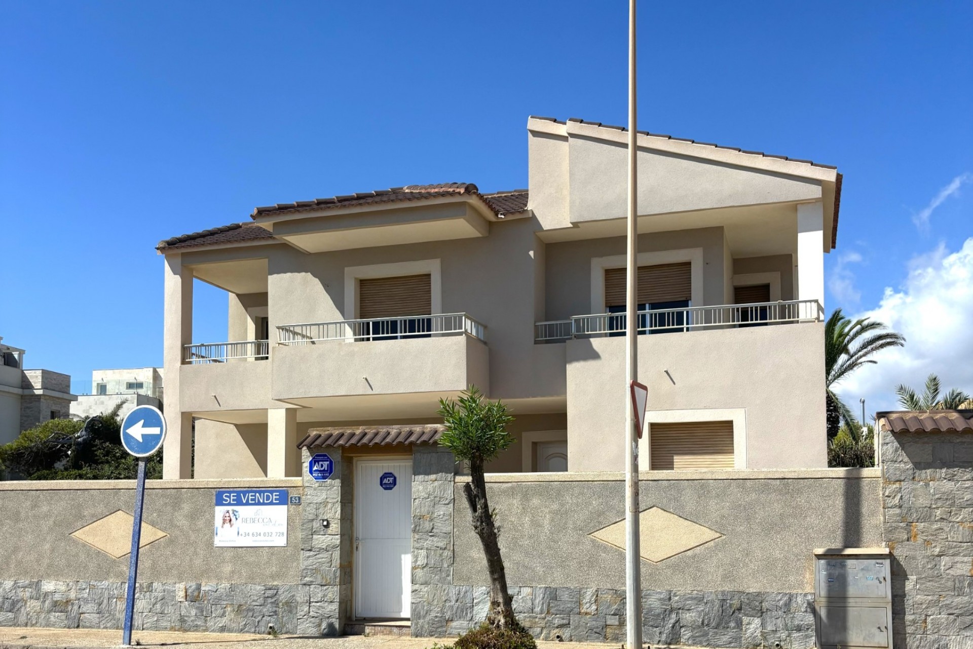 Resale - Villa - Orihuela Costa