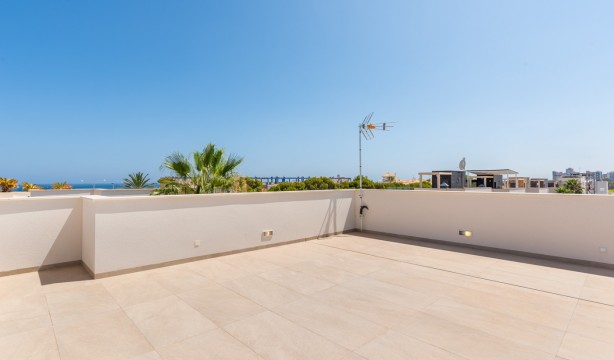 Obra nueva - Villa - Orihuela Costa - Dehesa de Campoamor