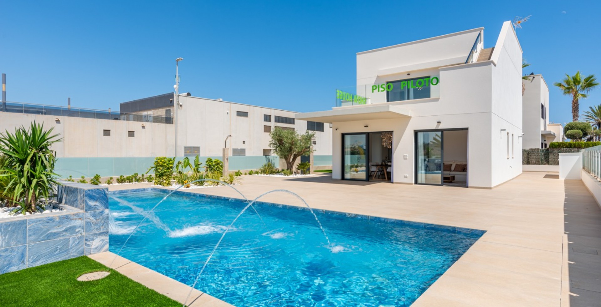 Obra nueva - Villa - Orihuela Costa - Dehesa de Campoamor