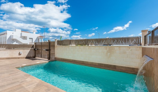 Obra nueva - Casa independiente - Rojales - Ciudad Quesada