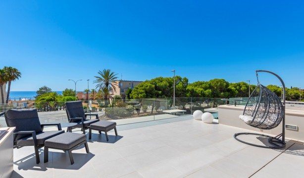 Wiederverkauf - Villa - Orihuela Costa - Dehesa de Campoamor