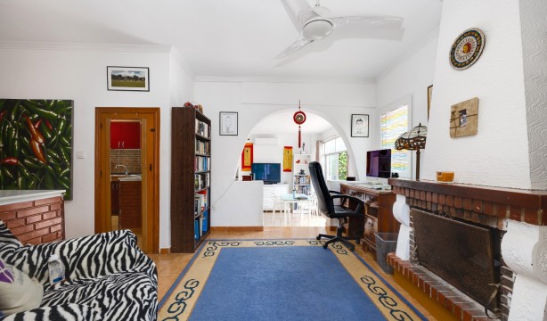 Reventa - Adosado - Torrevieja - Aguas Nuevas