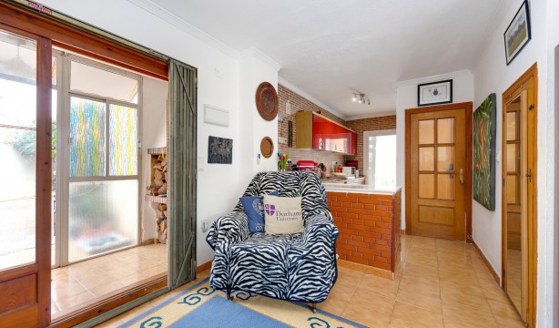 Reventa - Adosado - Torrevieja - Aguas Nuevas