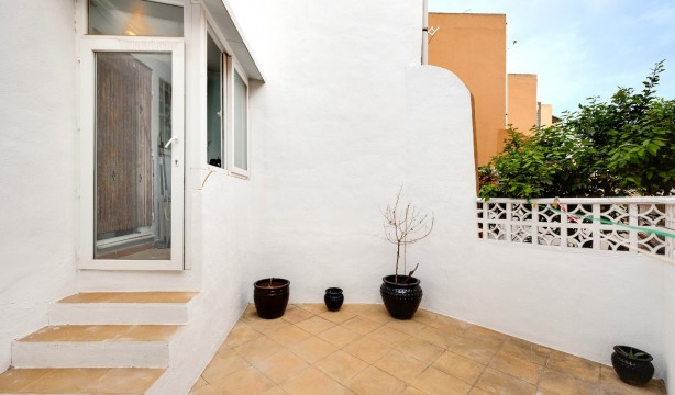 Reventa - Adosado - Torrevieja - Aguas Nuevas