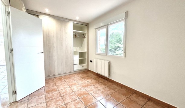 Resale - Detached house - Orihuela Costa - Villamartín