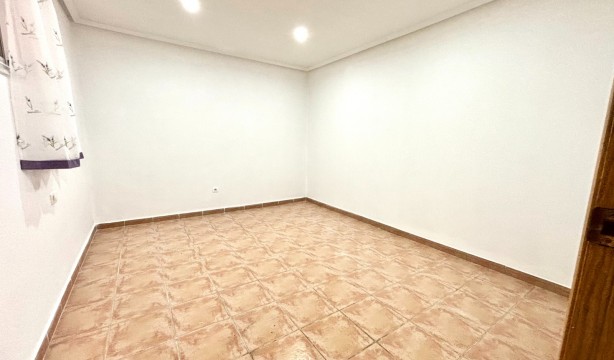 Resale - Detached house - Orihuela Costa - Villamartín