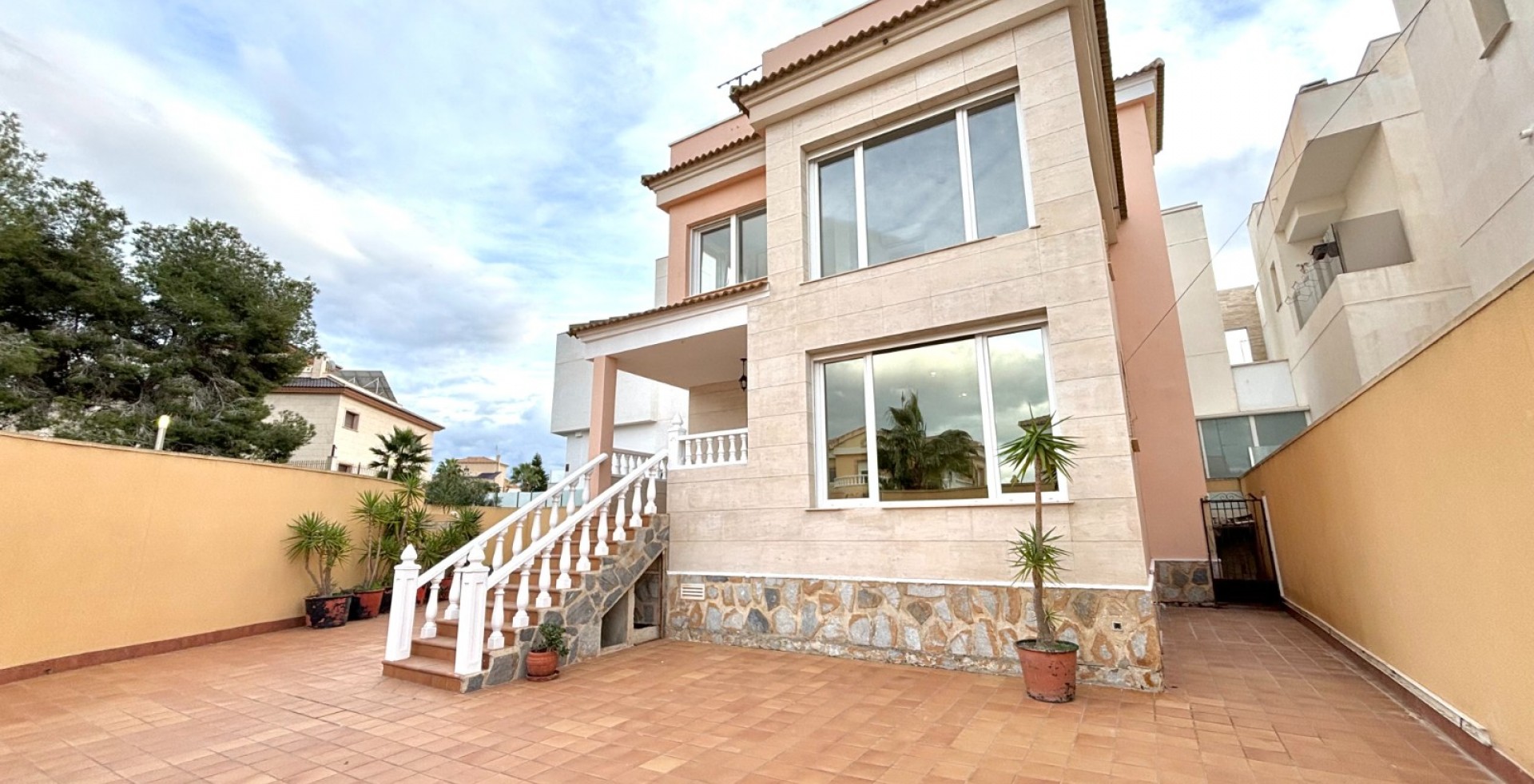 Resale - Detached house - Orihuela Costa - Villamartín
