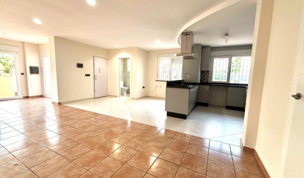 Resale - Detached house - Orihuela Costa - Villamartín