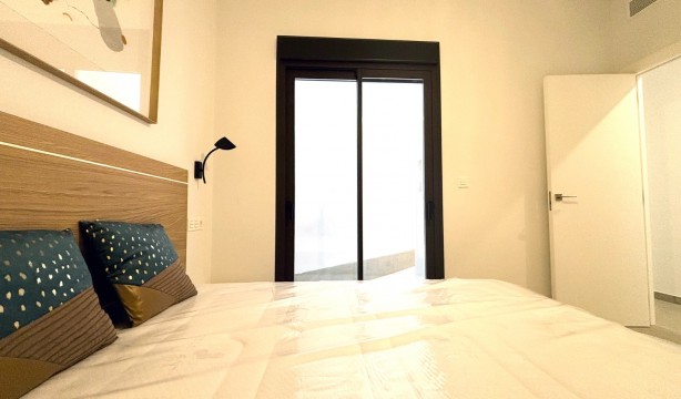 New Build - Apartment / flat - Torrevieja - Playa de los Locos