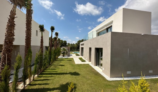 Obra nueva - Villa - Orihuela Costa - Las Colinas