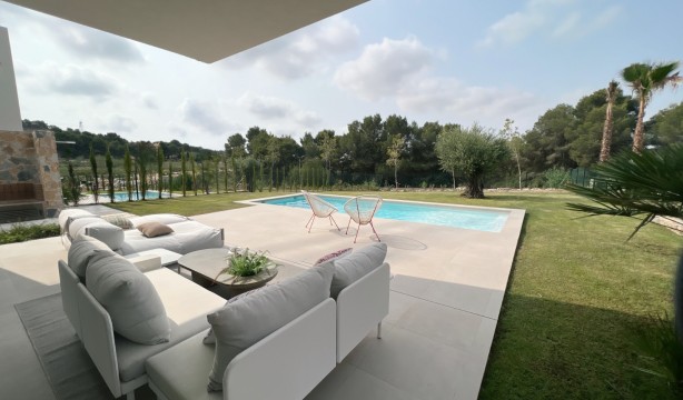 Obra nueva - Villa - Orihuela Costa - Las Colinas