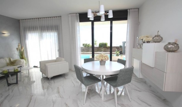 Obra nueva - Villa - Orihuela Costa - Dehesa de Campoamor