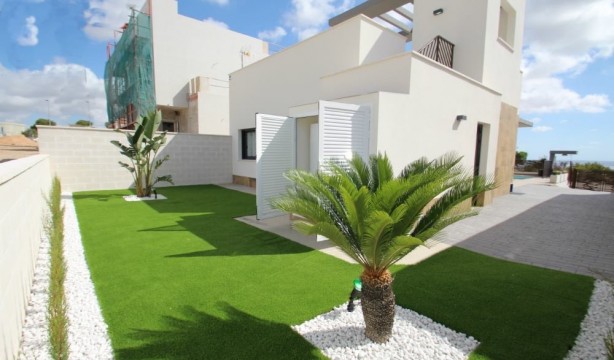 Obra nueva - Villa - Orihuela Costa - Dehesa de Campoamor